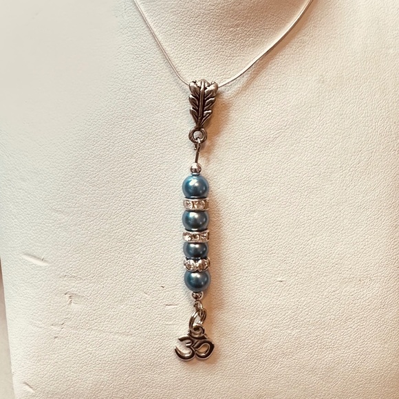 925 Sterling Silver Chain w/Blue Beads Crystal Rondelle’s & Om Charm Hand Made - Picture 6 of 13